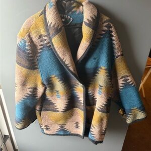 Aztec Print Coat (Women’s Large)